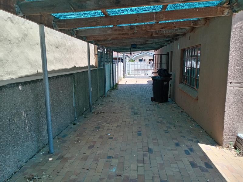 3 Bedroom Property for Sale in Westridge Western Cape